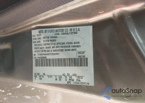 2001 Ford Mustang z USA, uszkodzony, nr VIN 1FAFP44451F250901